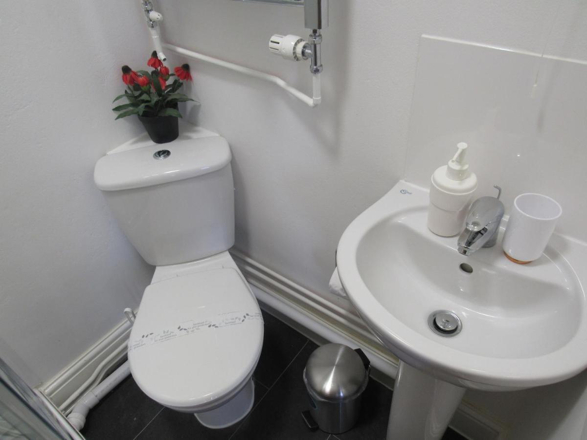 קאמברידג' The Tas Suites - Tas Accommodations מראה חיצוני תמונה